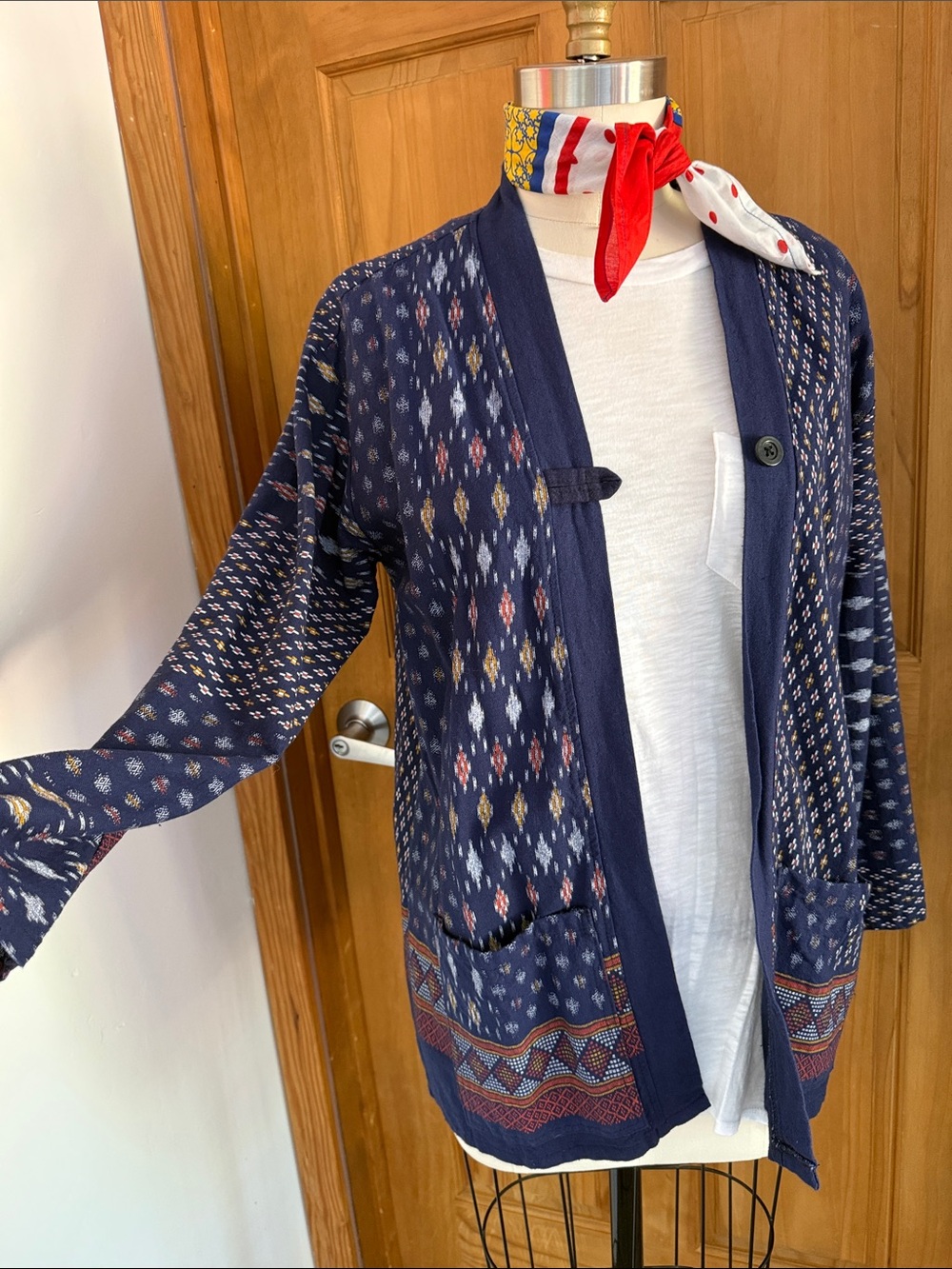 Japanese 🇯🇵 vintage jacket.S. Different fabric print Indigo red yellow white.